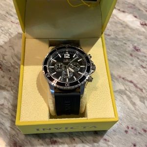 NWT Invicta men’s watch